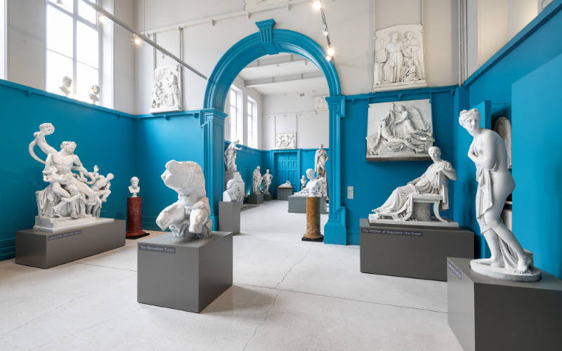 Sculpture Galleries. Photo: Jed Niezgoda