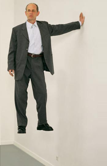 Johan Lorbeer Tarzan/Standing Leg, courtesy the artist